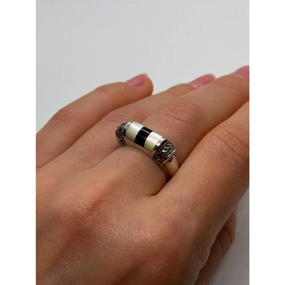 925 STERLING SILVER ABALONE, ENAMEL & MARCASITE RING SIZE 7